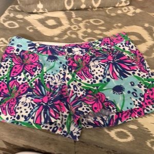 Lilly Pulitzer size 10 shorts